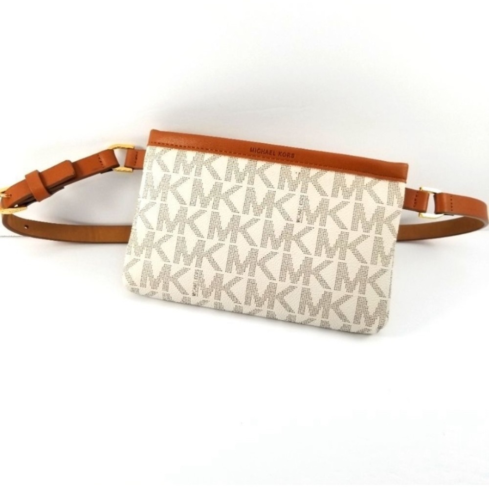 NWOT Michael Kors Belt Bag Waist Wallet MK Logo Cream Size Small. P247